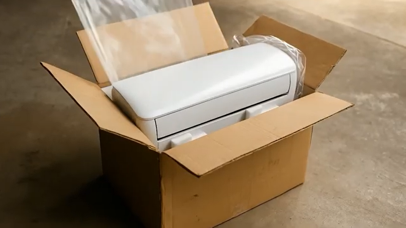 MRCOOL Mini-Split Advantage Series 18,000 BTU 230V Wall Mounted Heat Pump System