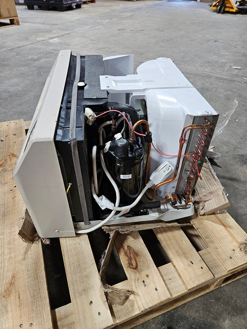 Scratch and Dent PTAC Unit Amana 9,300 BTU 115V Through-the-Wall Air Conditioner with Remote Model: PBC092G00CC-2205778826