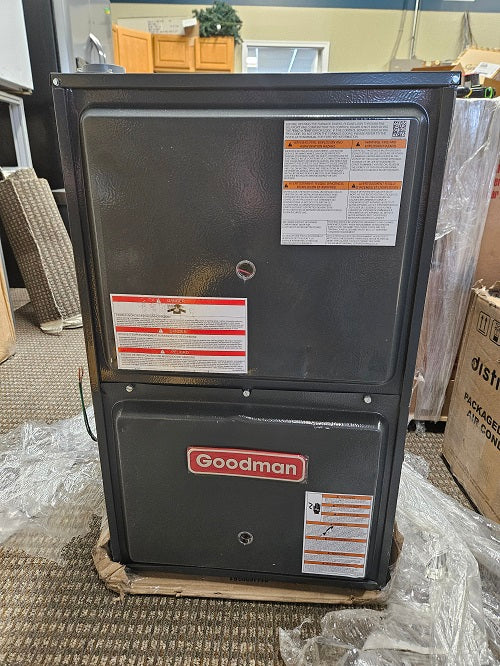 Scratch and Dent Goodman Gas Furnace 80,000 BTU 96% AFUE Downflow/Horizontal Single Stage model GD9S960804CN-2409298219