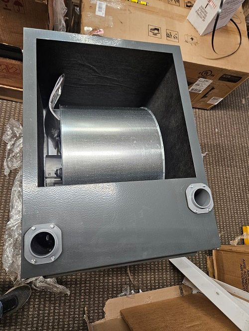 Scratch and Dent Goodman Gas Furnace 80,000 BTU 96% AFUE Downflow/Horizontal Single Stage model GD9S960804CN-2409298219