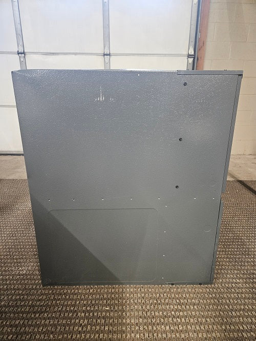 Scratch and Dent 80,000 BTU 80% AFUE Downflow/Horizontal Single Stage Goodman Gas Furnace Model GD9S800804BN-2412403129