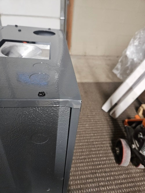 Scratch and Dent 80,000 BTU 80% AFUE Upflow/Horizontal Single Stage Goodman Gas Furnace Model GR9S800803BN-2411292284