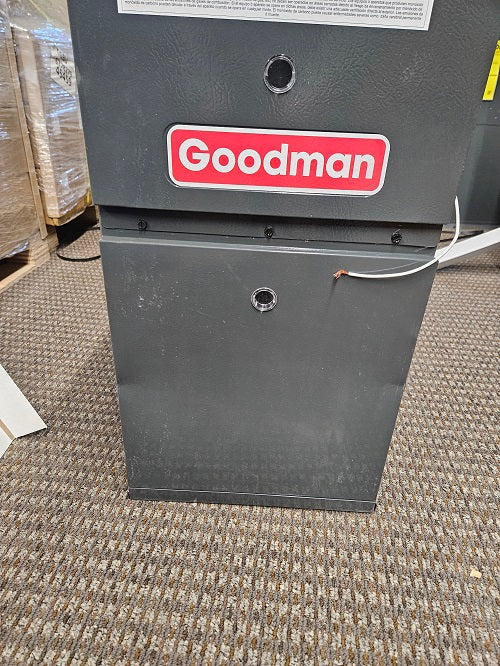 Scratch and Dent 60,000 BTU 80% AFUE Downflow/Horizontal Two Stage Goodman Gas Furnace Model GD9T800603AX-2409113430