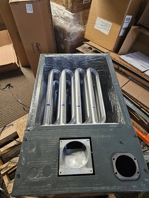 Scratch and Dent 80,000 BTU 80% AFUE Upflow/Horizontal Single Stage Goodman Gas Furnace model GR9S800803BN-2412559824