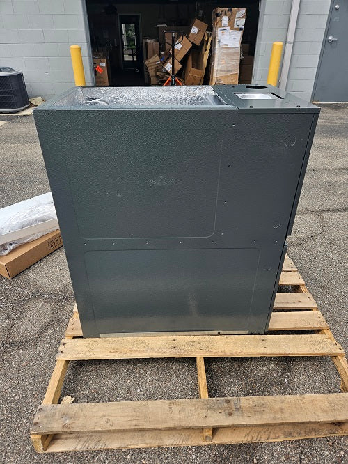 Scratch and Dent 80,000 BTU 80% AFUE Upflow/Horizontal Single Stage Goodman Gas Furnace Model GR9S800803BN-2501464868