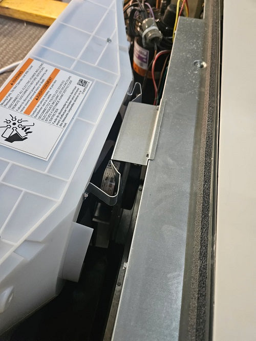 Scratch and Dent Amana J-Series PTAC Model 15,000 BTU PTAC Unit with 3.5 kW Electric Heat- Model PTC153J35AXXX- 2308005080