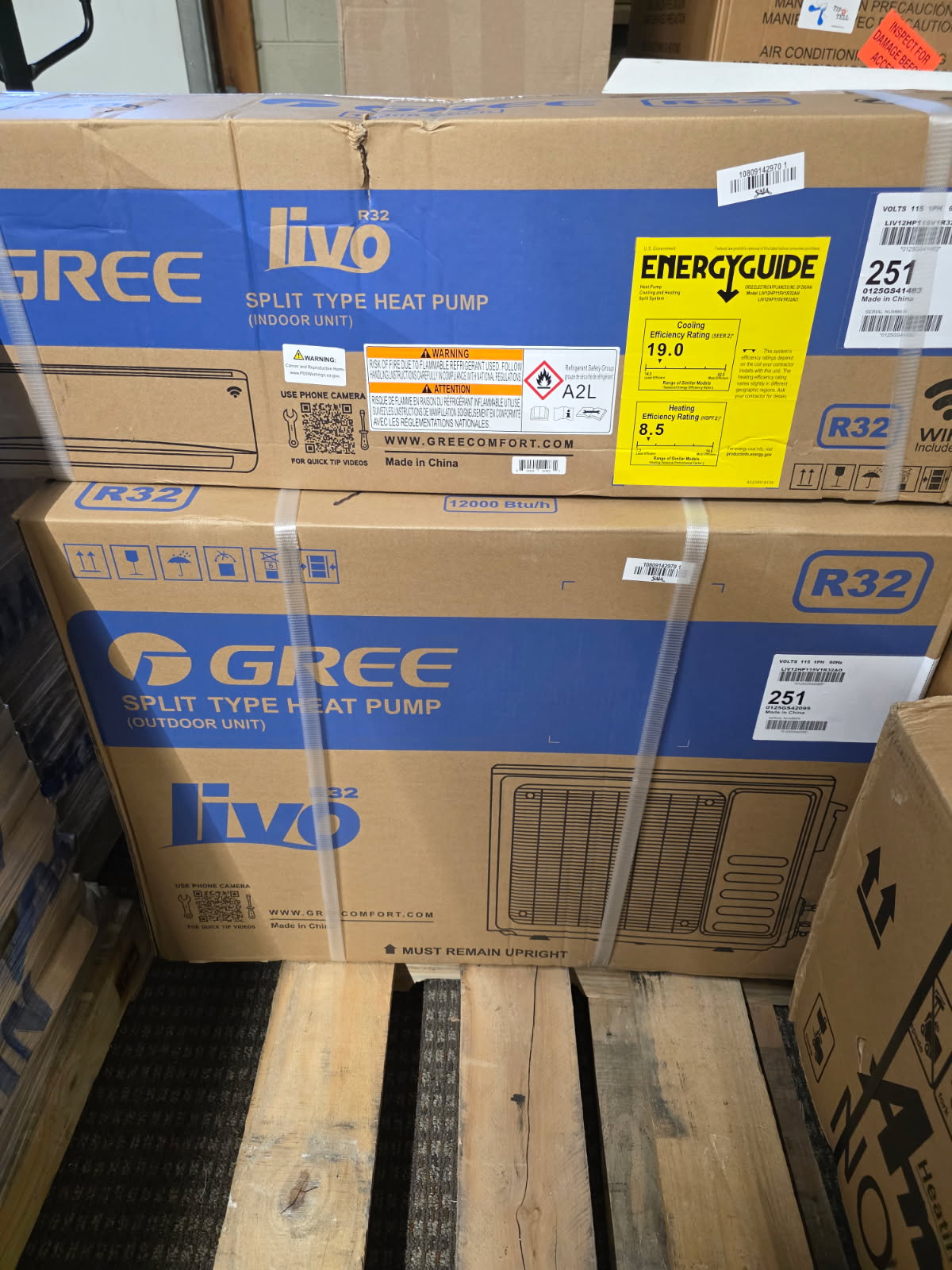 Scratch and Dent Gree Livo 12,000 Btu 19 SEER2 R-32 Single Zone Ductless Mini Split Heat Pump System (115V) Model LIV12HP115V1R32AO & LIV12HP115V1R32AH