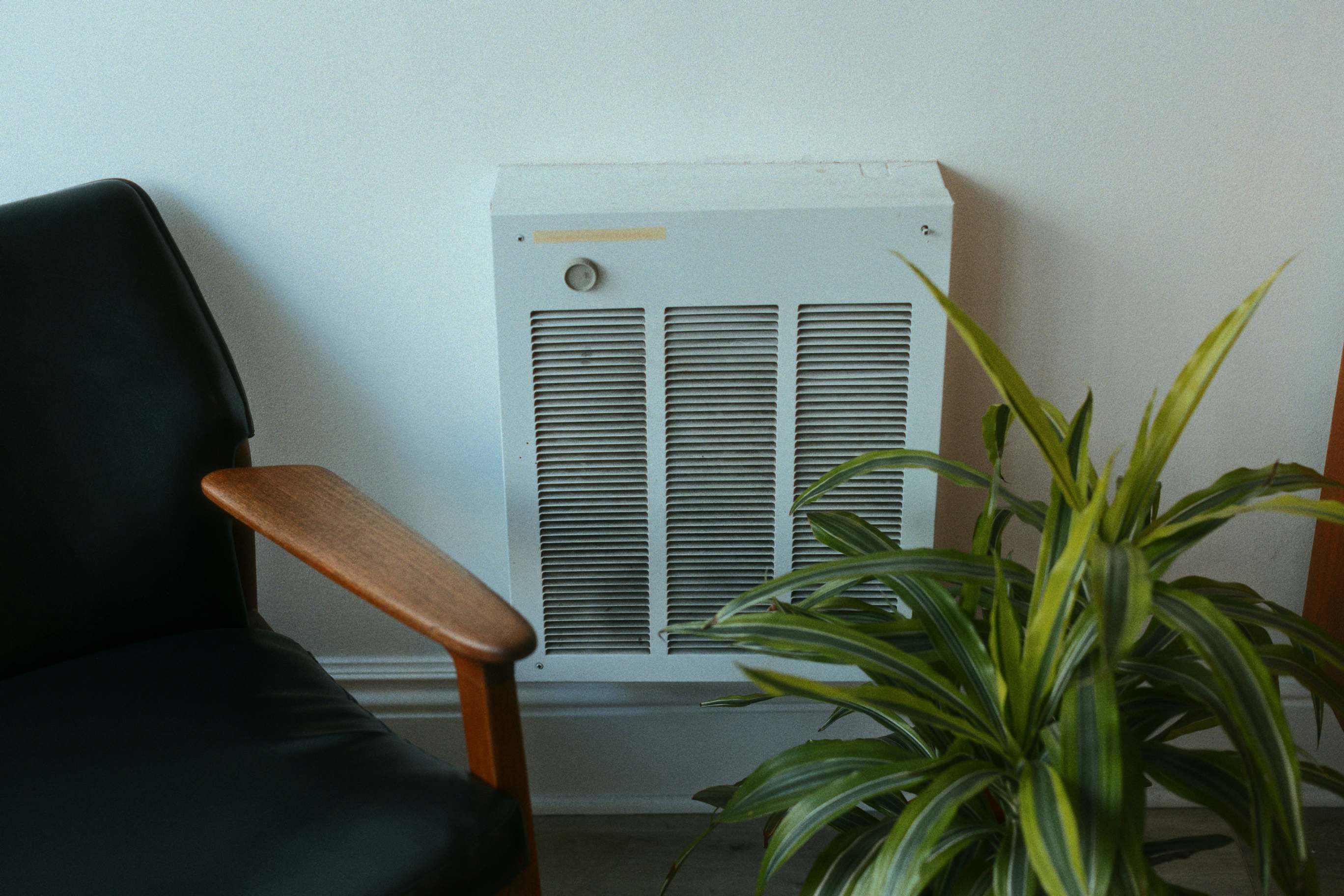 🔥 SEER2 vs SEER — What Homeowners Need to Know Before Upgrading Your HVAC