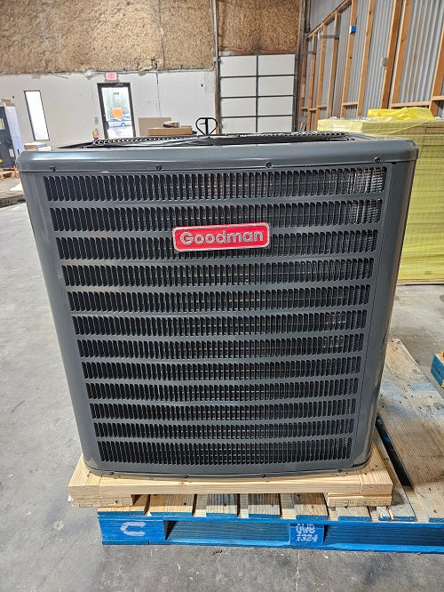 Scratch and Dent Goodman Goodman 4 Ton 15.2 SEER2 Single-Stage Heat Pump Model GSZH504810-2311246884